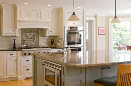 Kitchen renovation by HRC Remodeling